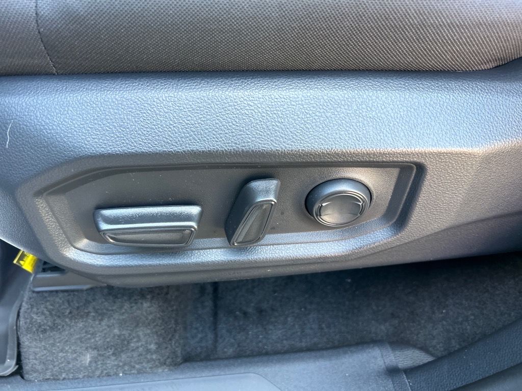 2026 Toyota Tundra SR5 Image 11 of 12