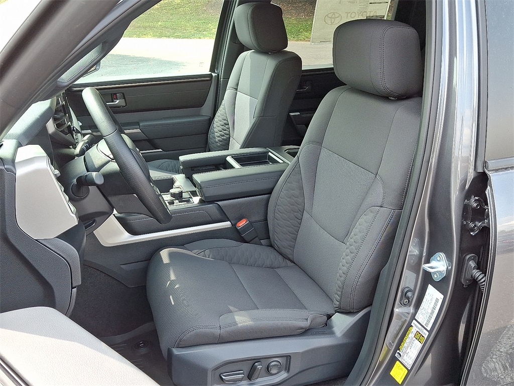 2026 Toyota Tundra SR5 Image 6 of 15