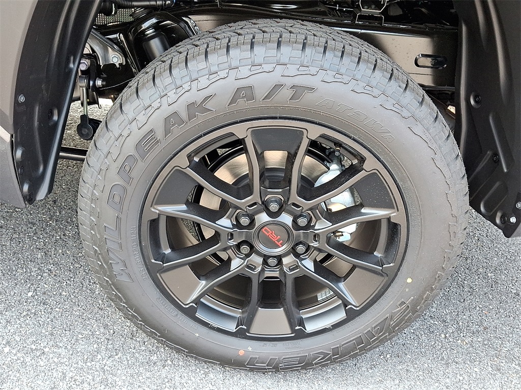 2026 Toyota Tundra SR5 Image 5 of 15