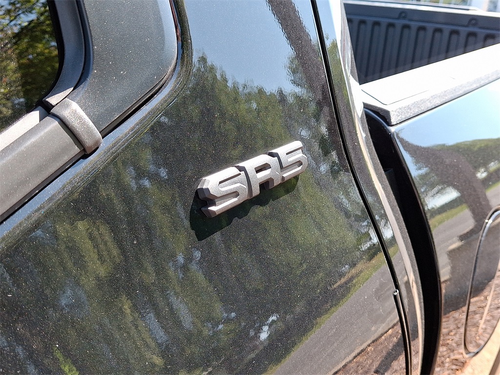 2026 Toyota Tundra SR5 Image 14 of 16