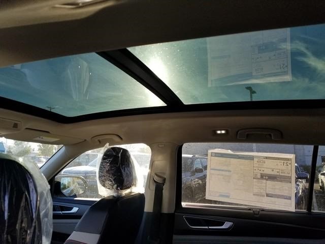 2026 Volkswagen Atlas 2.0T Peak Edition Image 10 of 15