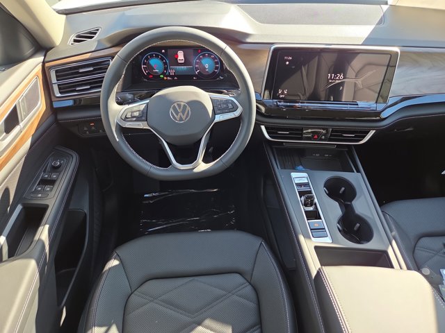 2026 Volkswagen Atlas 2.0T SE Image 7 of 10