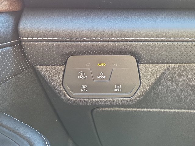 2026 Volkswagen Atlas 2.0T SE Image 10 of 10