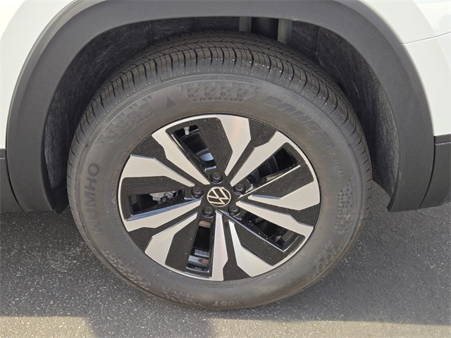 2026 Volkswagen Atlas 2.0T SE Image 5 of 14