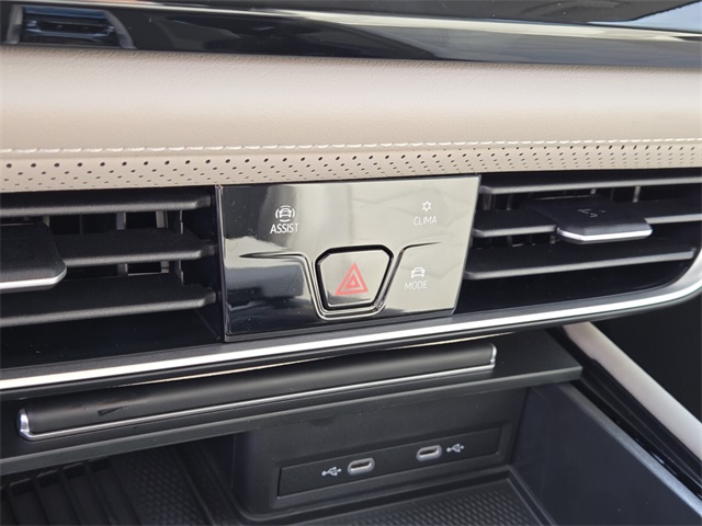 2026 Volkswagen Atlas 2.0T SE Image 14 of 14