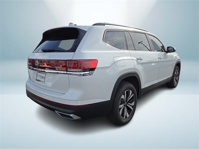 2026 Volkswagen Atlas 2.0T SE Image 3 of 14