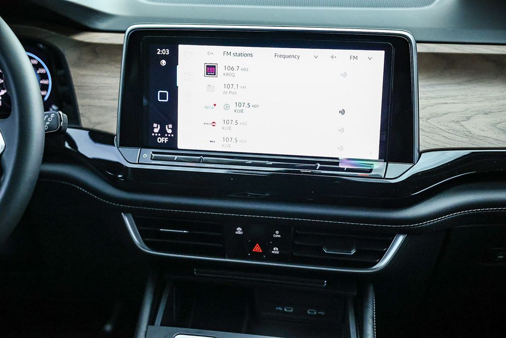 2026 Volkswagen Atlas 2.0T SE Image 18 of 34