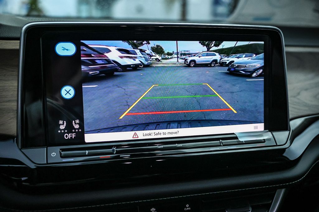 2026 Volkswagen Atlas 2.0T SE Image 16 of 34