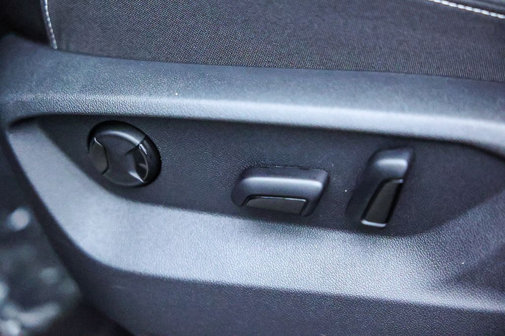 2026 Volkswagen Atlas 2.0T SE Image 21 of 34