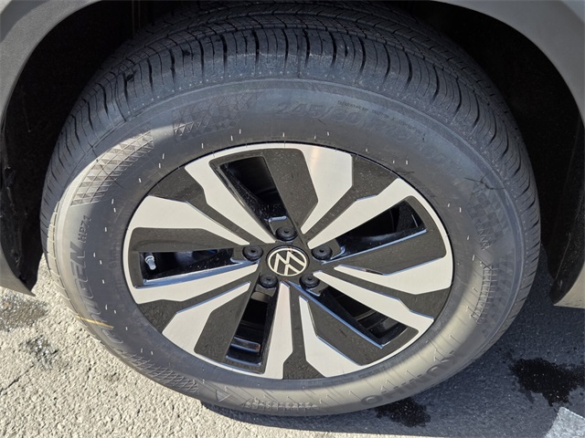 2026 Volkswagen Atlas 2.0T SE Image 5 of 13