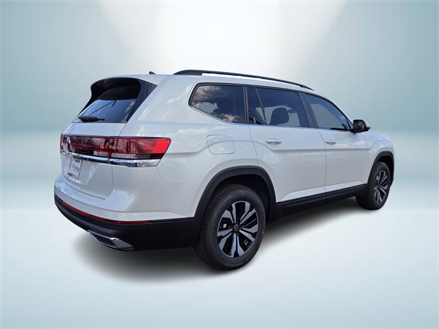 2026 Volkswagen Atlas 2.0T SE Image 3 of 13