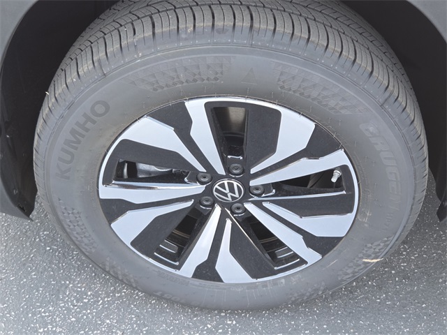 2026 Volkswagen Atlas 2.0T SE Image 5 of 13