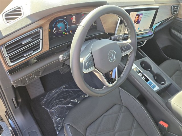 2026 Volkswagen Atlas 2.0T SE Image 7 of 12