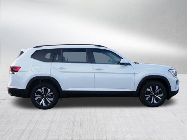 2026 Volkswagen Atlas 2.0T SE Image 2 of 12