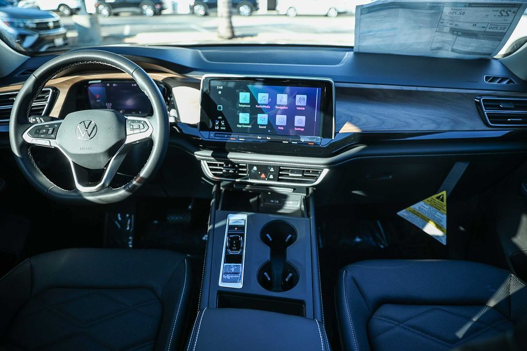 2026 Volkswagen Atlas 2.0T SE Image 15 of 33