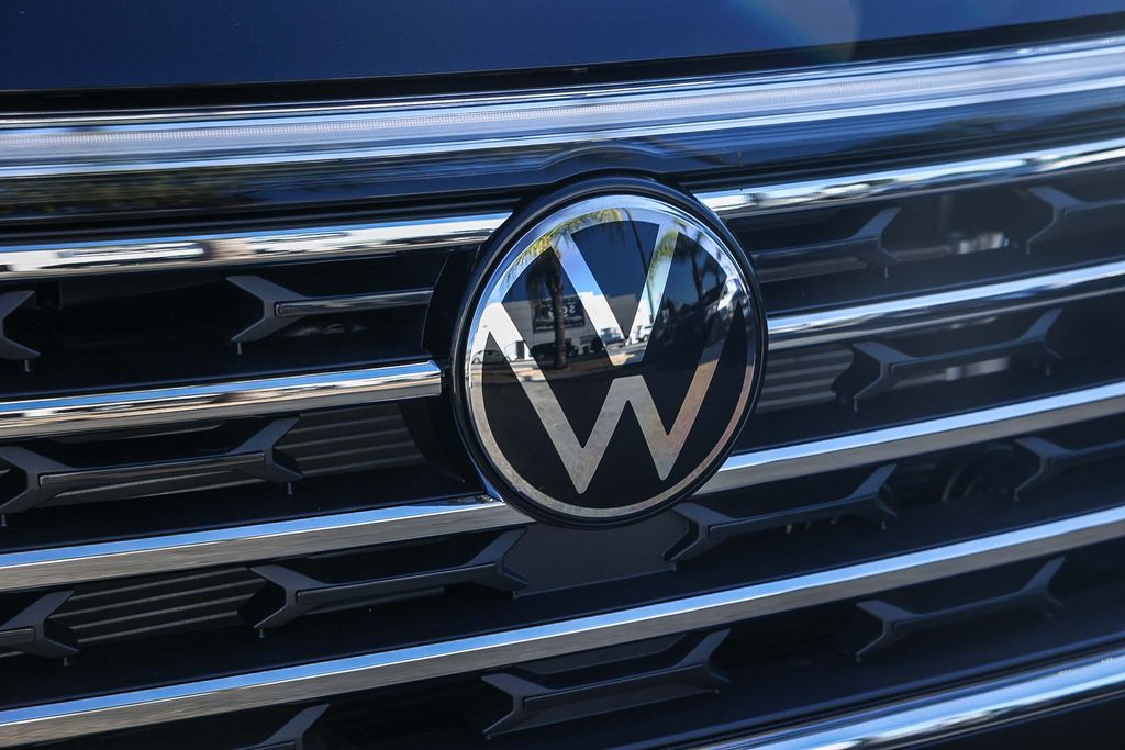 2026 Volkswagen Atlas 2.0T SE Image 27 of 33