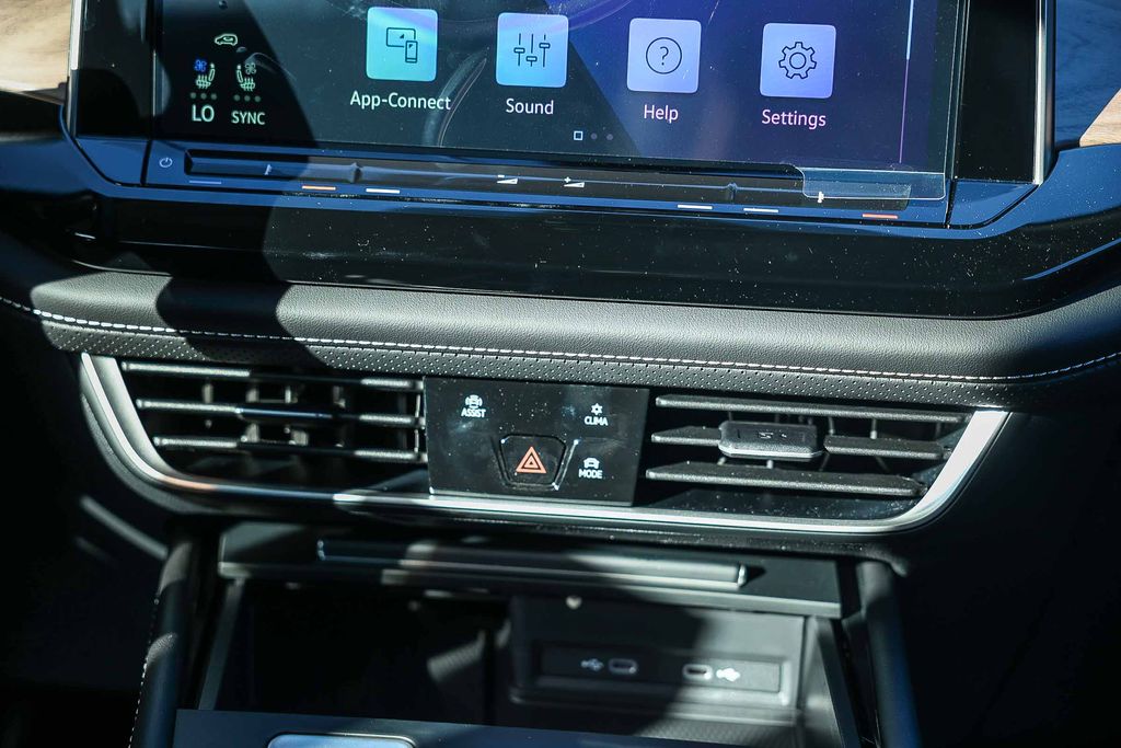 2026 Volkswagen Atlas 2.0T SE Image 28 of 33