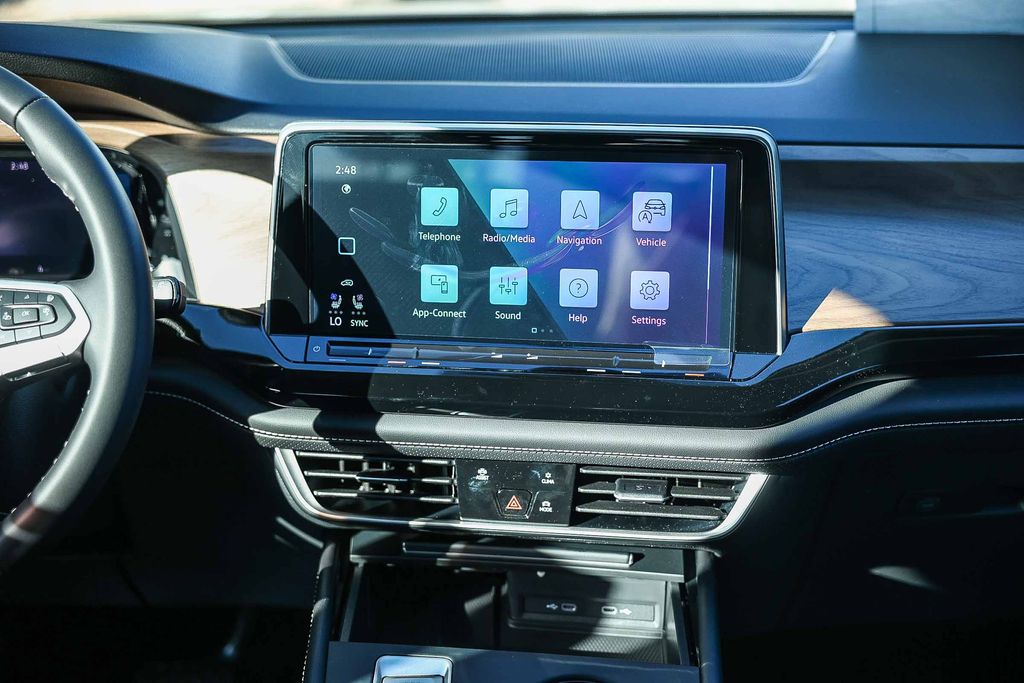 2026 Volkswagen Atlas 2.0T SE Image 18 of 33