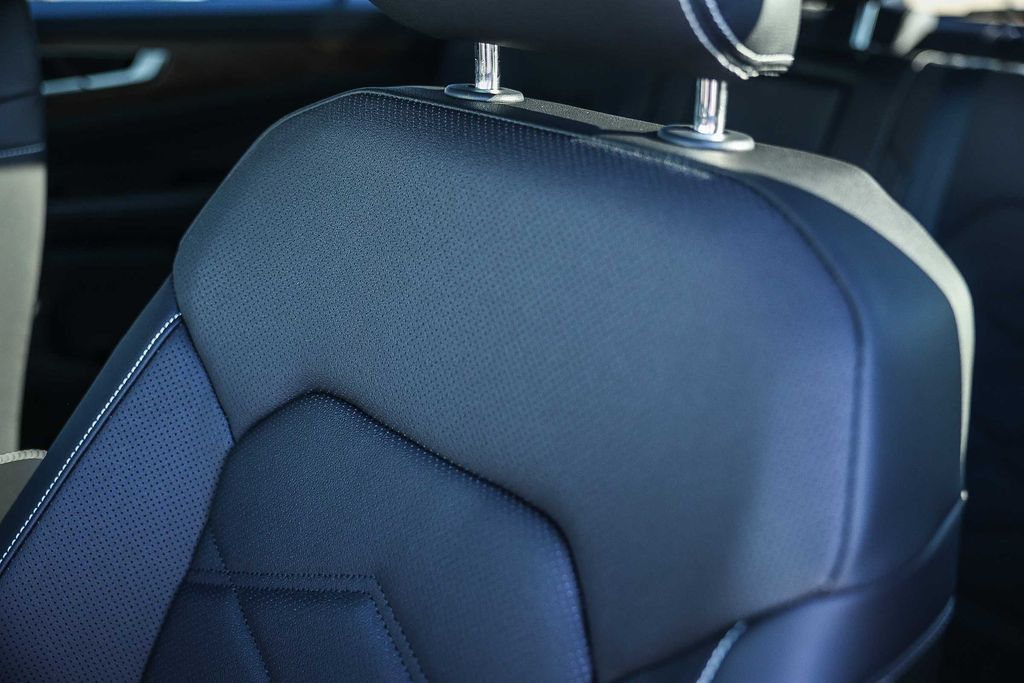 2026 Volkswagen Atlas 2.0T SE Image 14 of 33