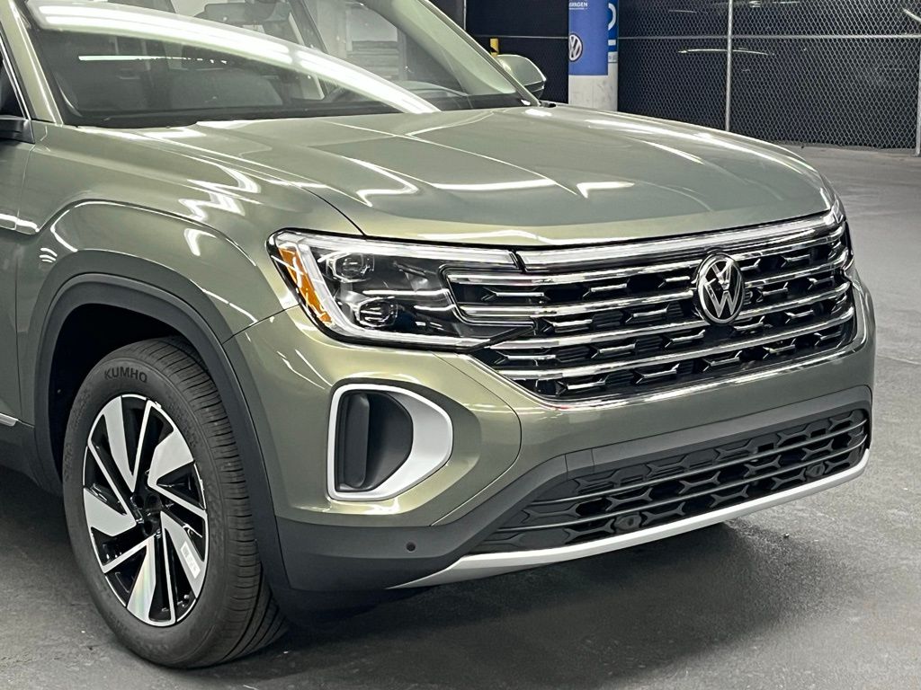 2026 Volkswagen Atlas 2.0T SEL Image 38 of 40