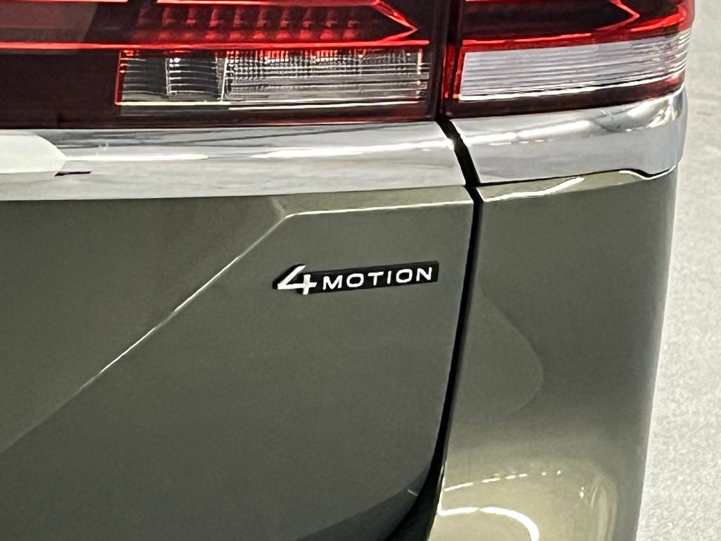 2026 Volkswagen Atlas 2.0T SEL Image 34 of 40