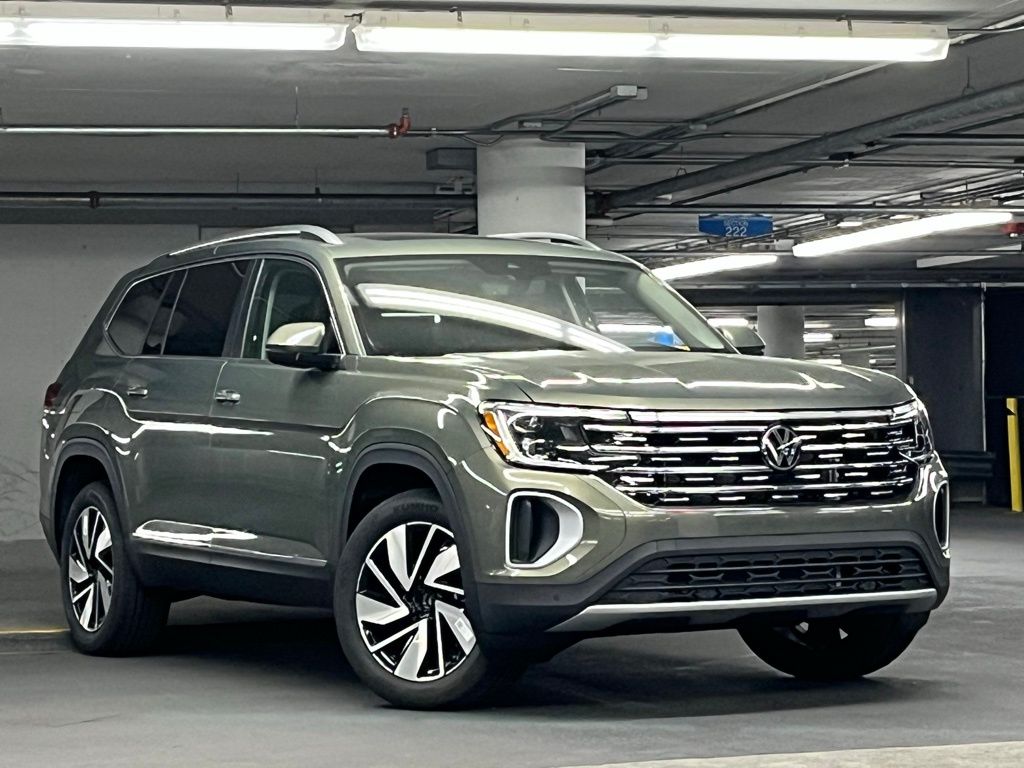 2026 Volkswagen Atlas 2.0T SEL Image 5 of 40