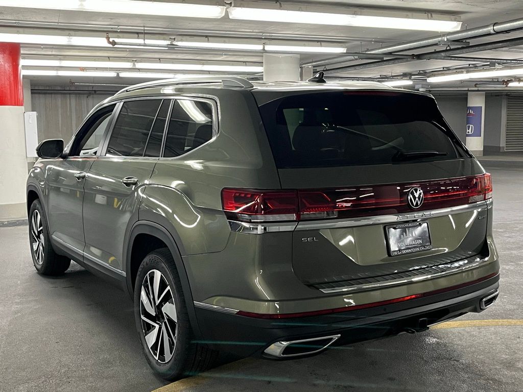 2026 Volkswagen Atlas 2.0T SEL Image 9 of 40