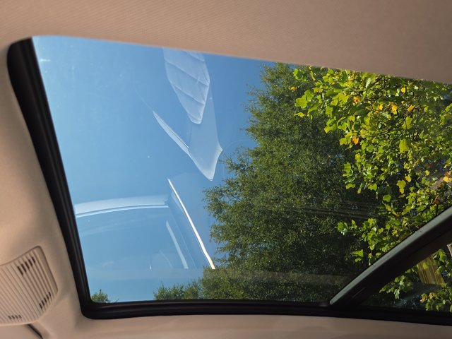 2026 Volkswagen Atlas 2.0T SEL Premium R-Line Image 10 of 10