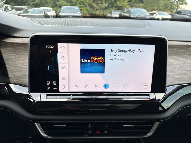 2026 Volkswagen Atlas 2.0T SEL Premium R-Line Image 26 of 37