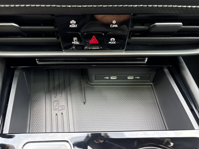 2026 Volkswagen Atlas 2.0T SEL Premium R-Line Image 37 of 37