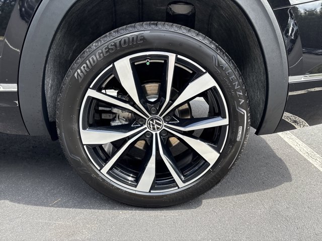 2026 Volkswagen Atlas 2.0T SEL Premium R-Line Image 11 of 37
