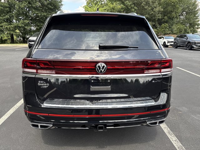 2026 Volkswagen Atlas 2.0T SEL Premium R-Line Image 7 of 37