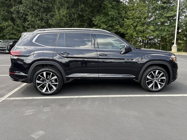 2026 Volkswagen Atlas 2.0T SEL Premium R-Line Image 5 of 37