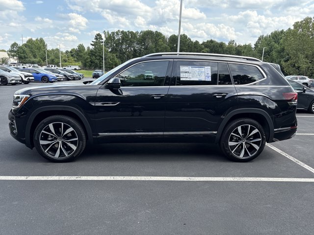 2026 Volkswagen Atlas 2.0T SEL Premium R-Line Image 9 of 37