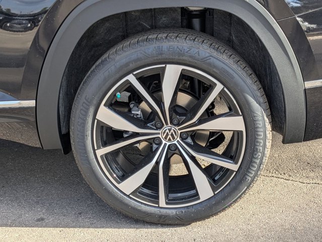 2026 Volkswagen Atlas 2.0T SEL Premium R-Line Image 5 of 19