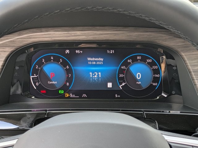 2026 Volkswagen Atlas 2.0T SEL Premium R-Line Image 13 of 19