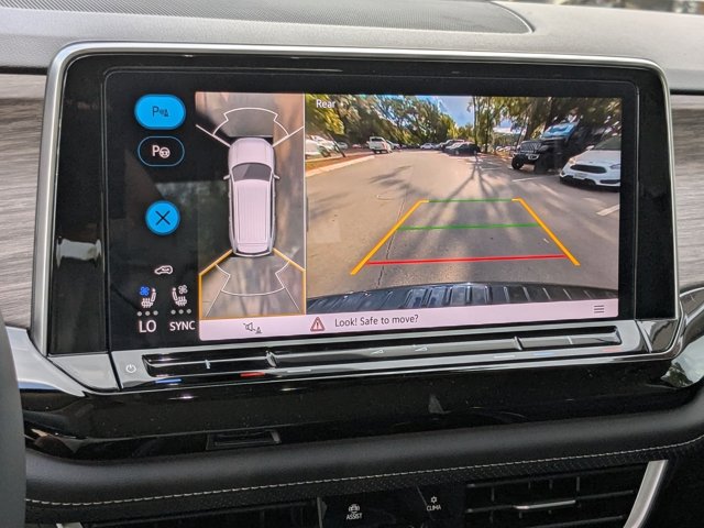 2026 Volkswagen Atlas 2.0T SEL Premium R-Line Image 14 of 19