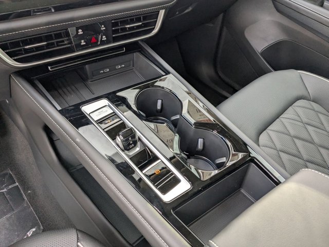 2026 Volkswagen Atlas 2.0T SEL Premium R-Line Image 17 of 19