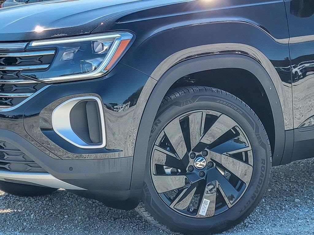 2026 Volkswagen Atlas 2.0T SE Technology Image 9 of 28