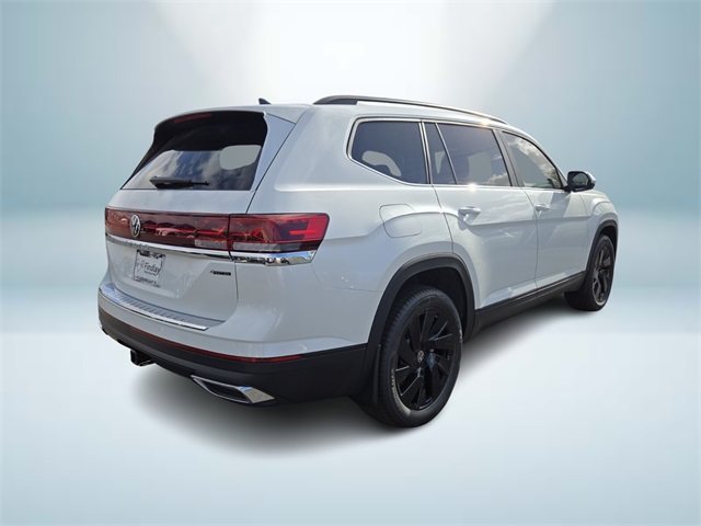 2026 Volkswagen Atlas 2.0T SE Technology Image 3 of 13
