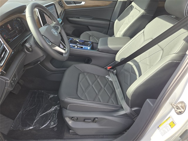 2026 Volkswagen Atlas 2.0T SE Technology Image 7 of 13
