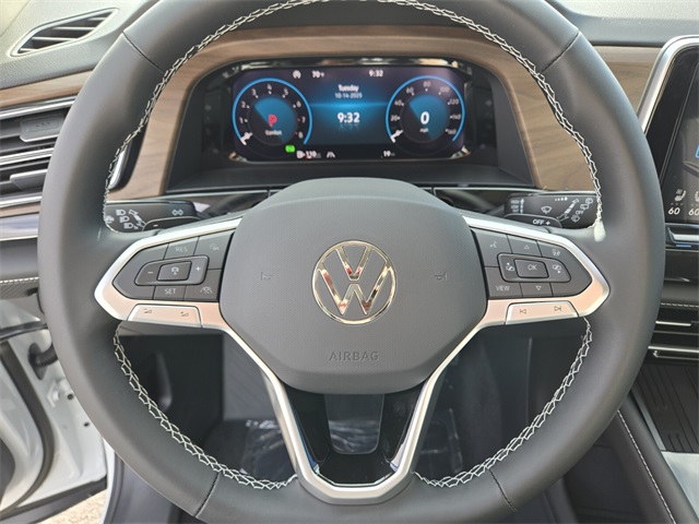 2026 Volkswagen Atlas 2.0T SE Technology Image 9 of 13