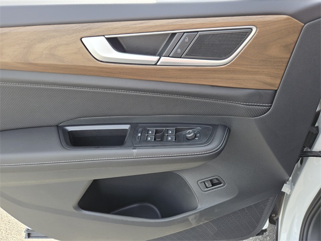 2026 Volkswagen Atlas 2.0T SE Technology Image 13 of 13
