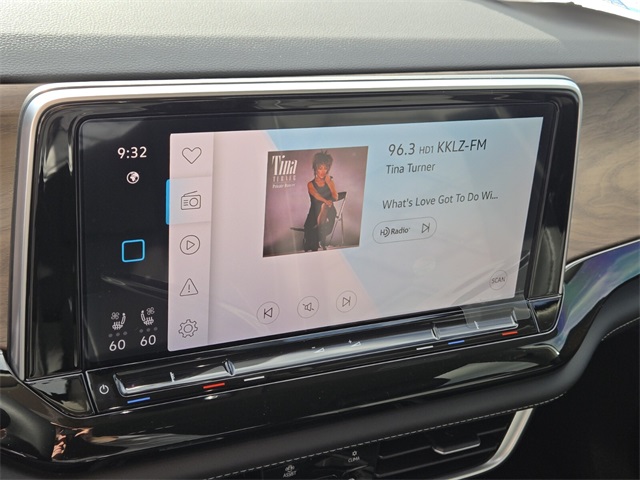 2026 Volkswagen Atlas 2.0T SE Technology Image 10 of 13