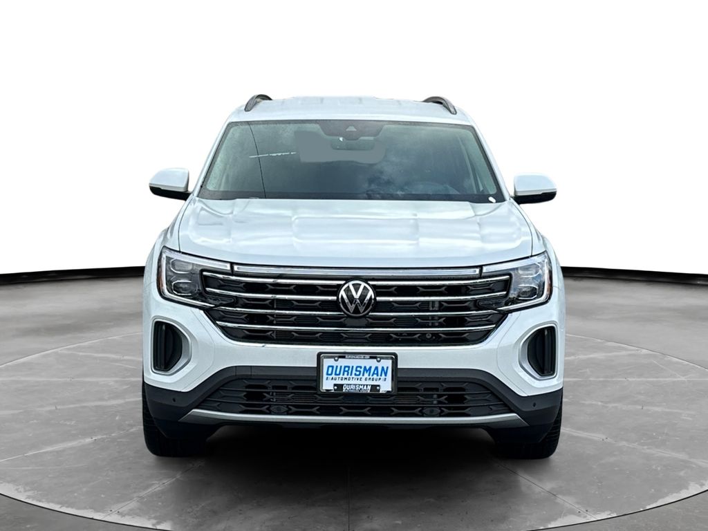 2026 Volkswagen Atlas 2.0T SE Technology Image 2 of 26