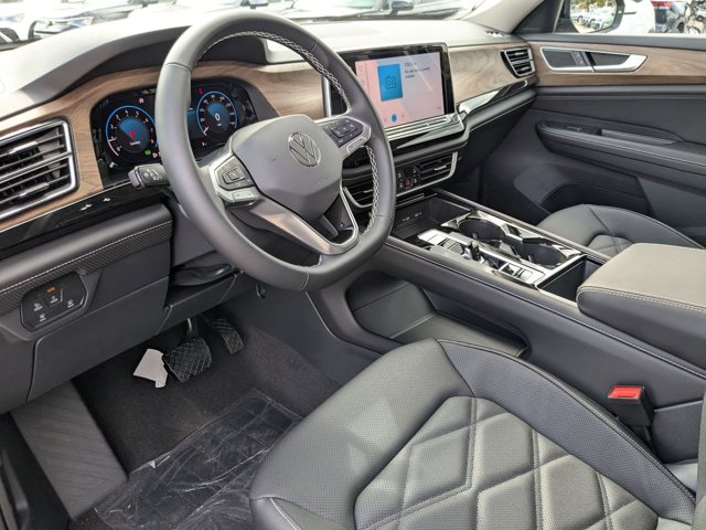 2026 Volkswagen Atlas 2.0T SE Technology Image 11 of 19