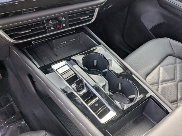 2026 Volkswagen Atlas 2.0T SE Technology Image 17 of 19