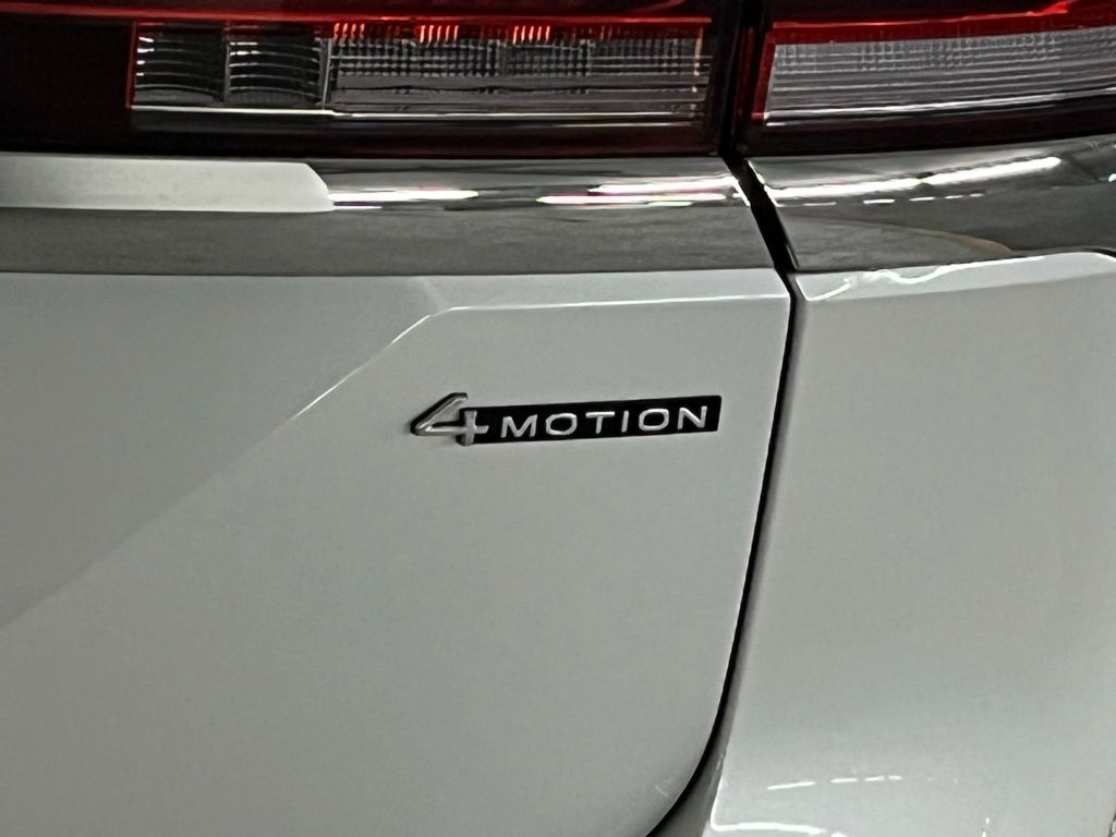 2026 Volkswagen Atlas 2.0T SE Technology Image 35 of 40