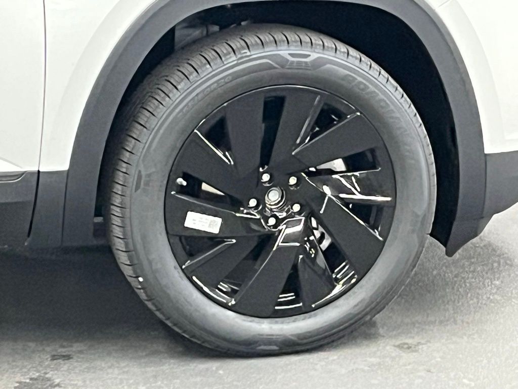 2026 Volkswagen Atlas 2.0T SE Technology Image 10 of 40