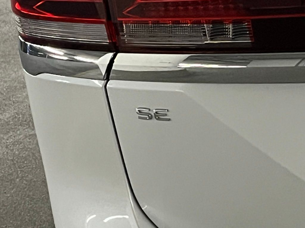 2026 Volkswagen Atlas 2.0T SE Technology Image 40 of 40